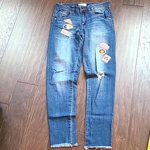 *** SOLD*** Jolt low-rise patch work cropped skinny jeans